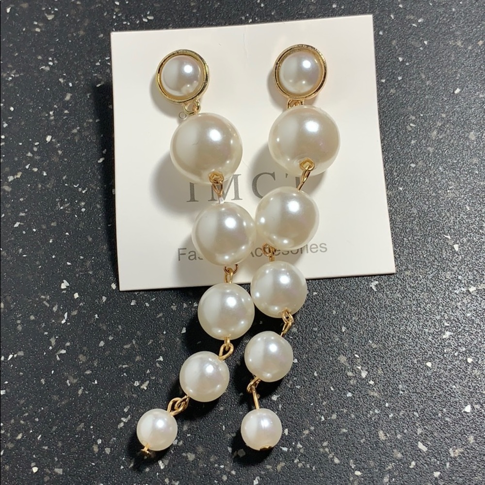 Pearl Drop Earrings